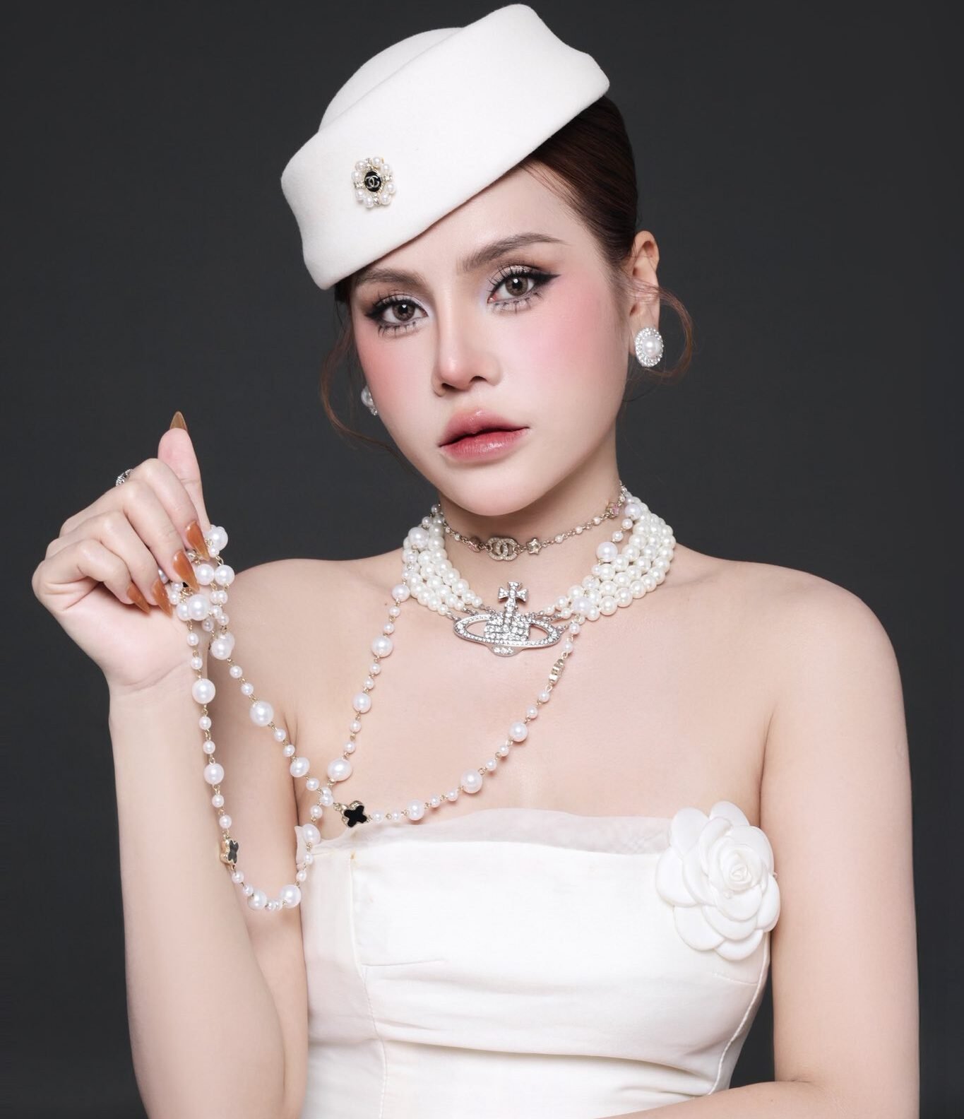 natural bridal look by Hoi An makeup artist