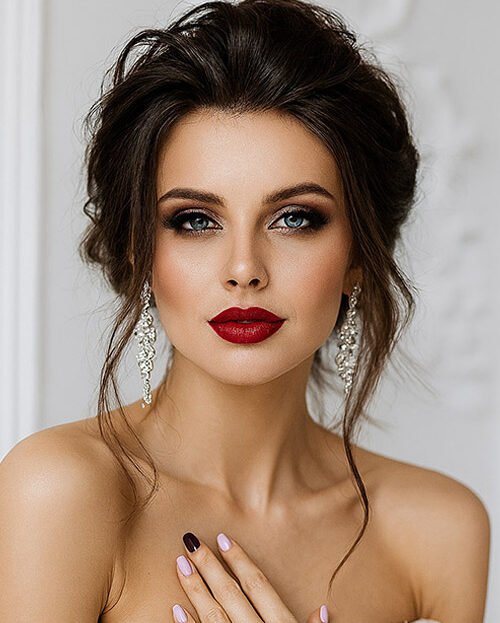 Bridal makeup for destination weddings in Hoi An