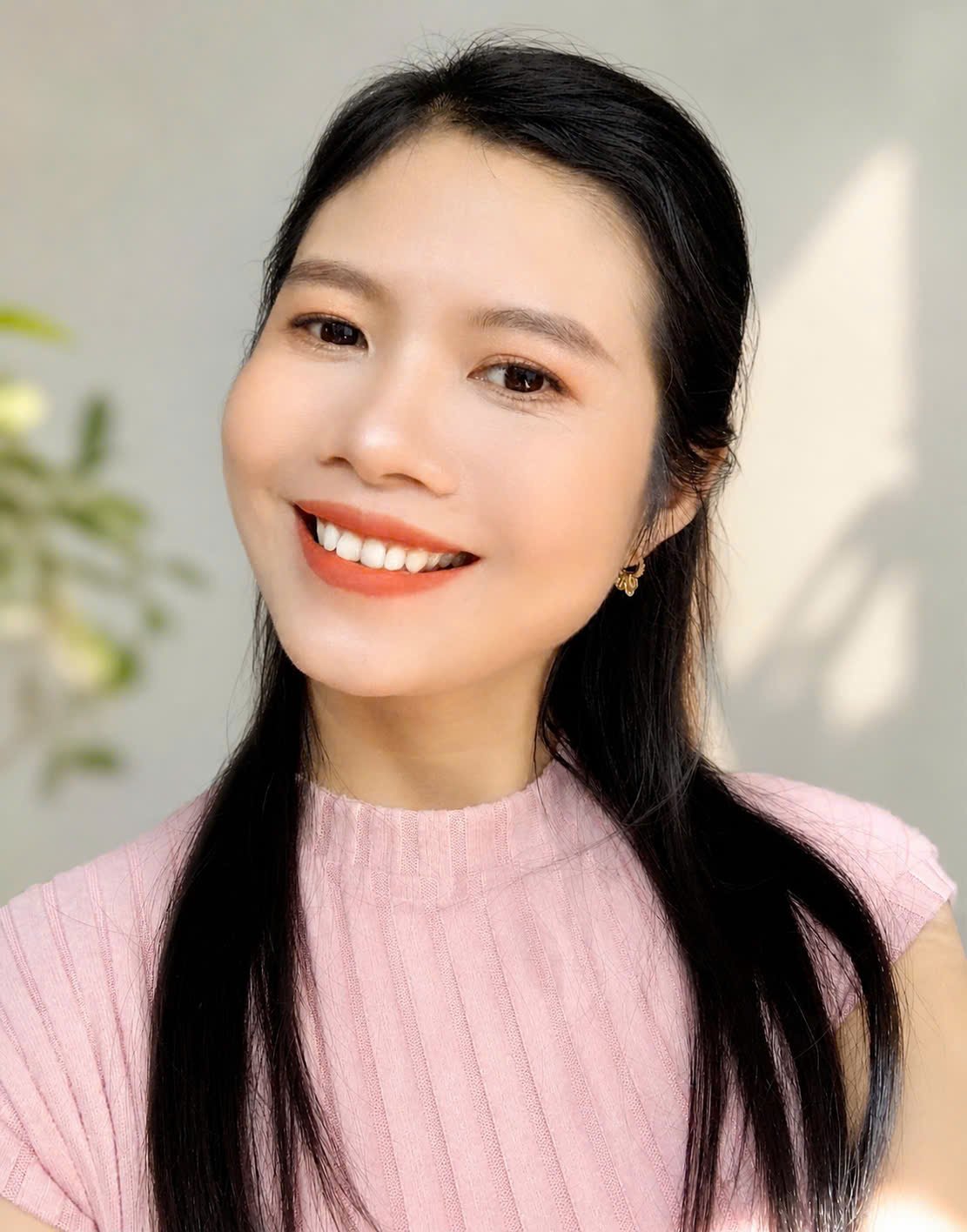 Annie local makeup and private beauty rhythm support in Hoi An