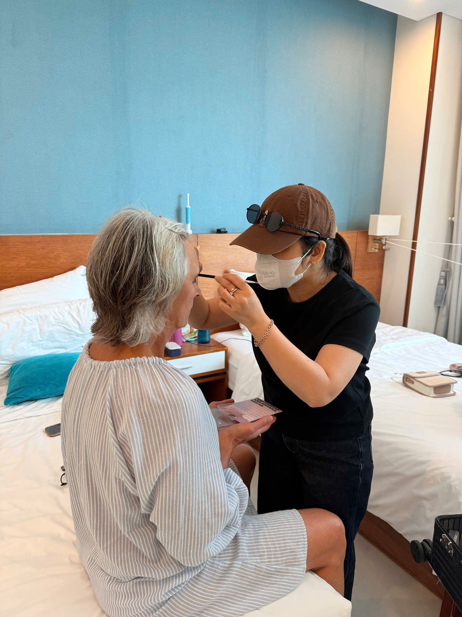 Soft glam hair and makeup Da Nang for international traveler